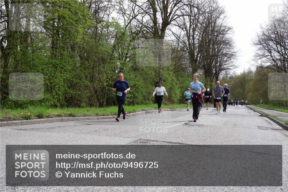 12.04.2026 - 45. Internationalen Wilhelmsburger Insellauf Yannick Fuchs http://msf.ph/oto/9496725 12.04.2026 13:08:20 Laufen 2469, 2562, 2061, 3915 meine-sportfotos.de