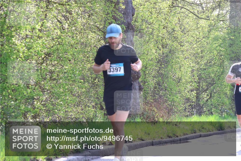 12.04.2026 - 45. Internationalen Wilhelmsburger Insellauf Yannick Fuchs http://msf.ph/oto/9496745 12.04.2026 10:53:21 Laufen 3397 meine-sportfotos.de