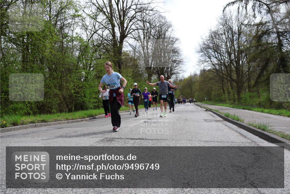 12.04.2026 - 45. Internationalen Wilhelmsburger Insellauf Yannick Fuchs http://msf.ph/oto/9496749 12.04.2026 13:08:22 Laufen 2061, 2158, 3915, 3402 meine-sportfotos.de