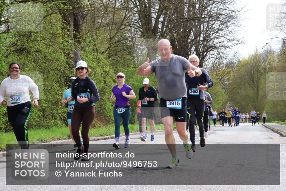 12.04.2026 - 45. Internationalen Wilhelmsburger Insellauf Yannick Fuchs http://msf.ph/oto/9496753 12.04.2026 13:08:23 Laufen 2469, 41, 2158, 2431, 3353, 3915, 3402 meine-sportfotos.de