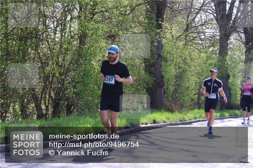 12.04.2026 - 45. Internationalen Wilhelmsburger Insellauf Yannick Fuchs http://msf.ph/oto/9496754 12.04.2026 10:53:22 Laufen 3397, 2778, 4188 meine-sportfotos.de