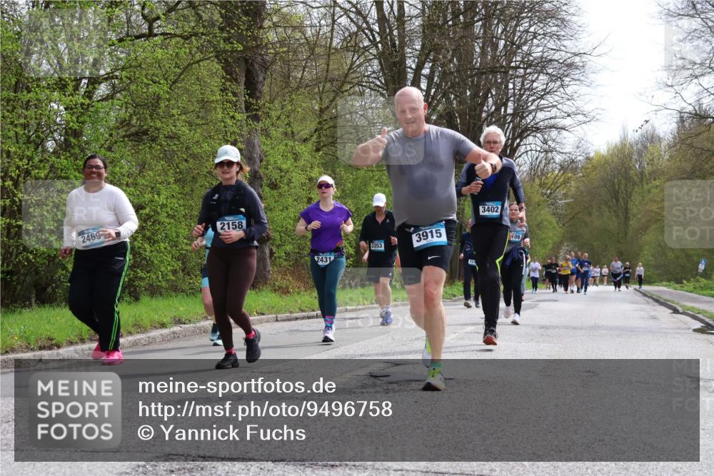 12.04.2026 - 45. Internationalen Wilhelmsburger Insellauf Yannick Fuchs http://msf.ph/oto/9496758 12.04.2026 13:08:23 Laufen 2469, 2158, 2431, 3353, 3915, 3402, 109 meine-sportfotos.de