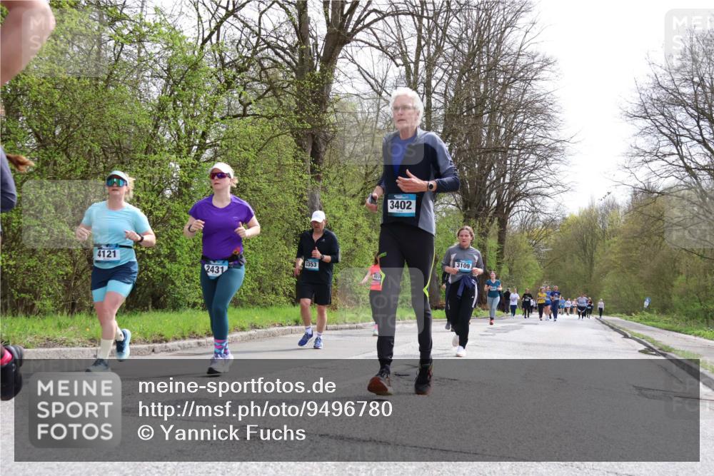 12.04.2026 - 45. Internationalen Wilhelmsburger Insellauf Yannick Fuchs http://msf.ph/oto/9496780 12.04.2026 13:08:25 Laufen 4121, 2431, 3353, 3402, 3109 meine-sportfotos.de