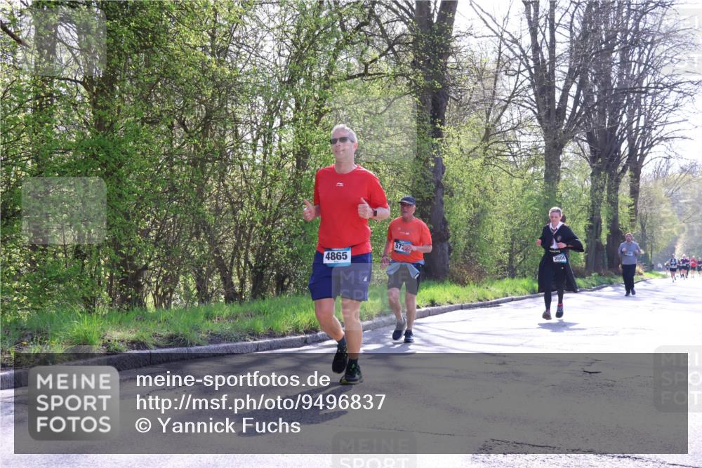 12.04.2026 - 45. Internationalen Wilhelmsburger Insellauf Yannick Fuchs http://msf.ph/oto/9496837 12.04.2026 10:53:32 Laufen 4865, 572, 2800 meine-sportfotos.de