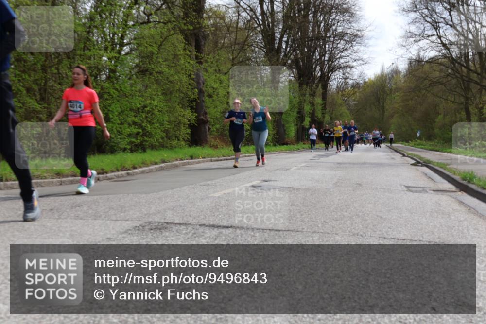 12.04.2026 - 45. Internationalen Wilhelmsburger Insellauf Yannick Fuchs http://msf.ph/oto/9496843 12.04.2026 13:08:31 Laufen 4014 meine-sportfotos.de