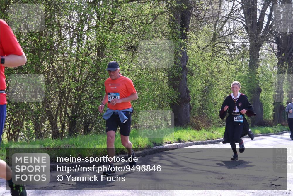 12.04.2026 - 45. Internationalen Wilhelmsburger Insellauf Yannick Fuchs http://msf.ph/oto/9496846 12.04.2026 10:53:33 Laufen 19, 5720, 2800 meine-sportfotos.de