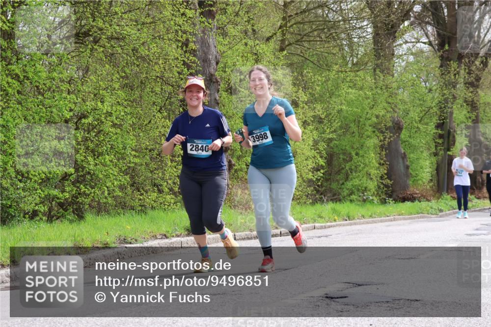 12.04.2026 - 45. Internationalen Wilhelmsburger Insellauf Yannick Fuchs http://msf.ph/oto/9496851 12.04.2026 13:08:33 Laufen 2840, 3998, 262 meine-sportfotos.de
