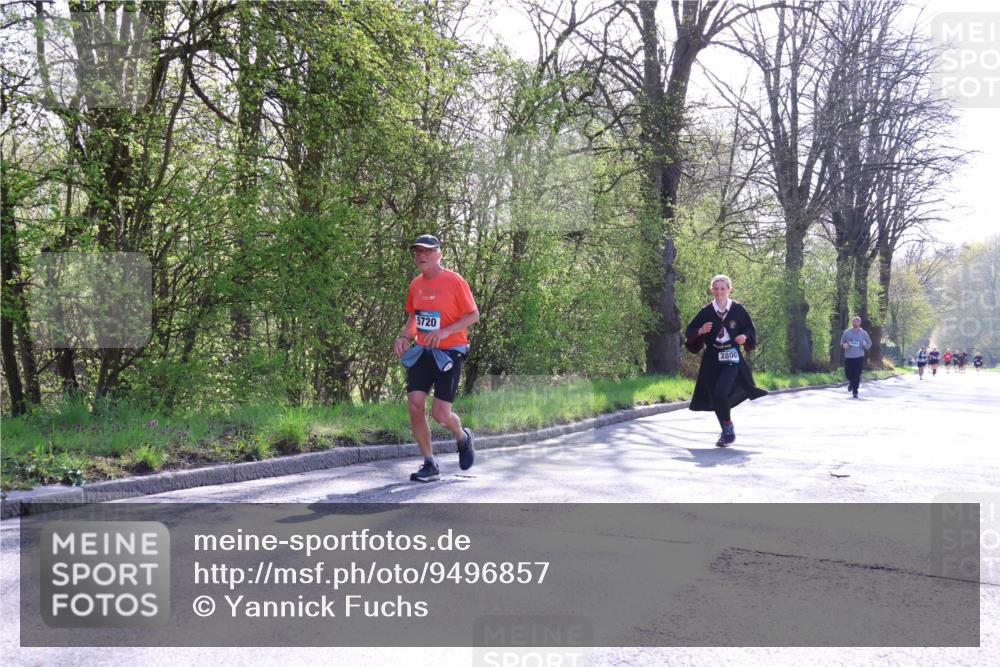 12.04.2026 - 45. Internationalen Wilhelmsburger Insellauf Yannick Fuchs http://msf.ph/oto/9496857 12.04.2026 10:53:34 Laufen 5720, 2800 meine-sportfotos.de