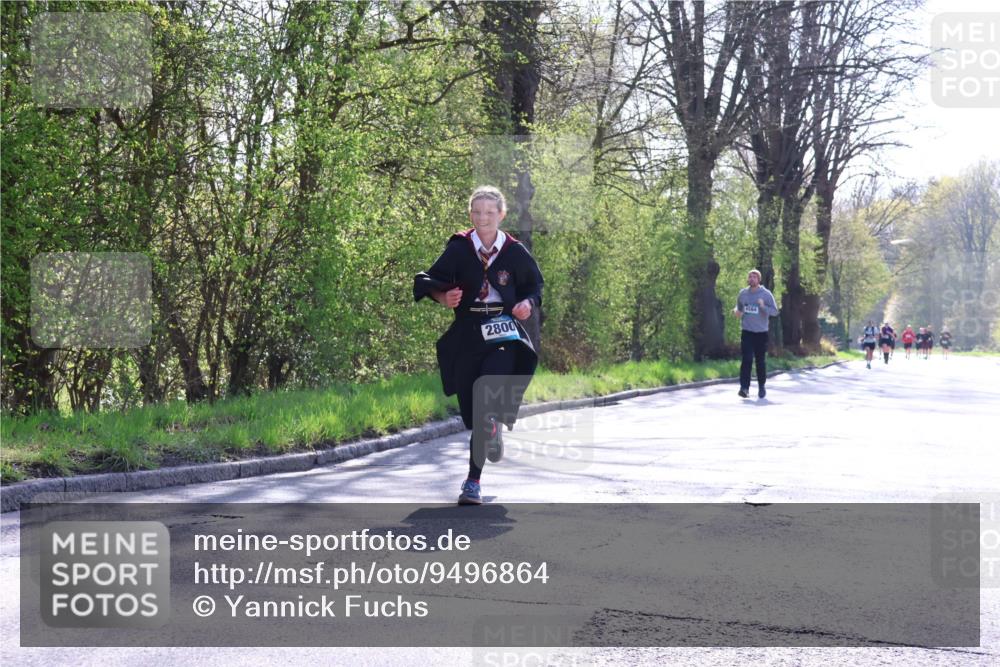 12.04.2026 - 45. Internationalen Wilhelmsburger Insellauf Yannick Fuchs http://msf.ph/oto/9496864 12.04.2026 10:53:35 Laufen 2800, 4564 meine-sportfotos.de