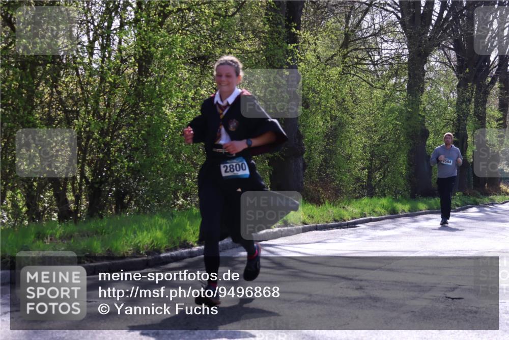 12.04.2026 - 45. Internationalen Wilhelmsburger Insellauf Yannick Fuchs http://msf.ph/oto/9496868 12.04.2026 10:53:35 Laufen 2800, 4564 meine-sportfotos.de