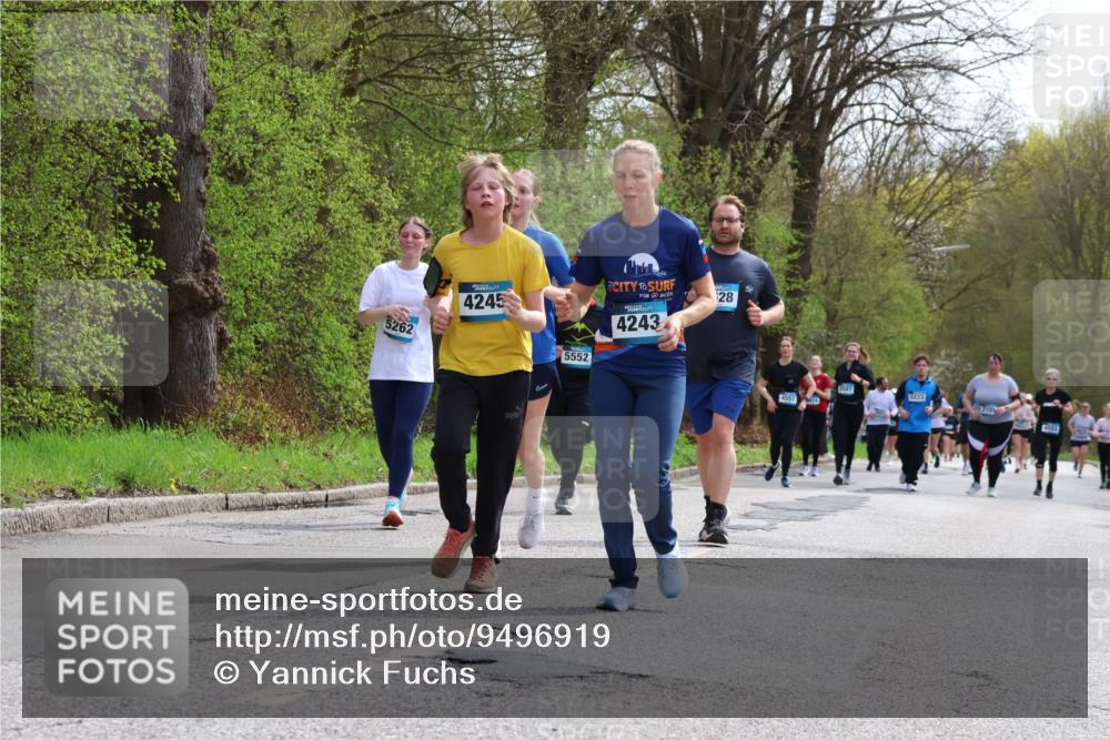 12.04.2026 - 45. Internationalen Wilhelmsburger Insellauf Yannick Fuchs http://msf.ph/oto/9496919 12.04.2026 13:08:39 Laufen 5262, 4245, 5552, 4243, 28, 3581, 4557, 5223 meine-sportfotos.de