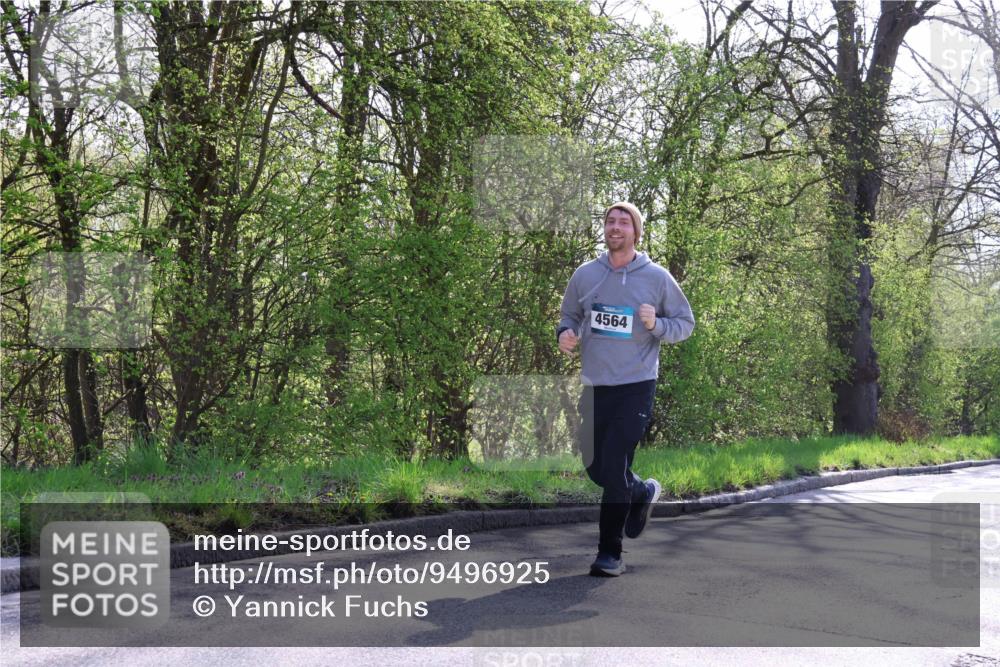 12.04.2026 - 45. Internationalen Wilhelmsburger Insellauf Yannick Fuchs http://msf.ph/oto/9496925 12.04.2026 10:53:41 Laufen 4564 meine-sportfotos.de