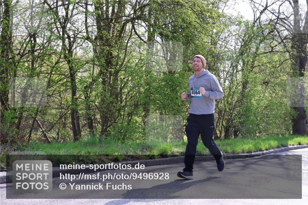 12.04.2026 - 45. Internationalen Wilhelmsburger Insellauf Yannick Fuchs http://msf.ph/oto/9496928 12.04.2026 10:53:41 Laufen 4564 meine-sportfotos.de