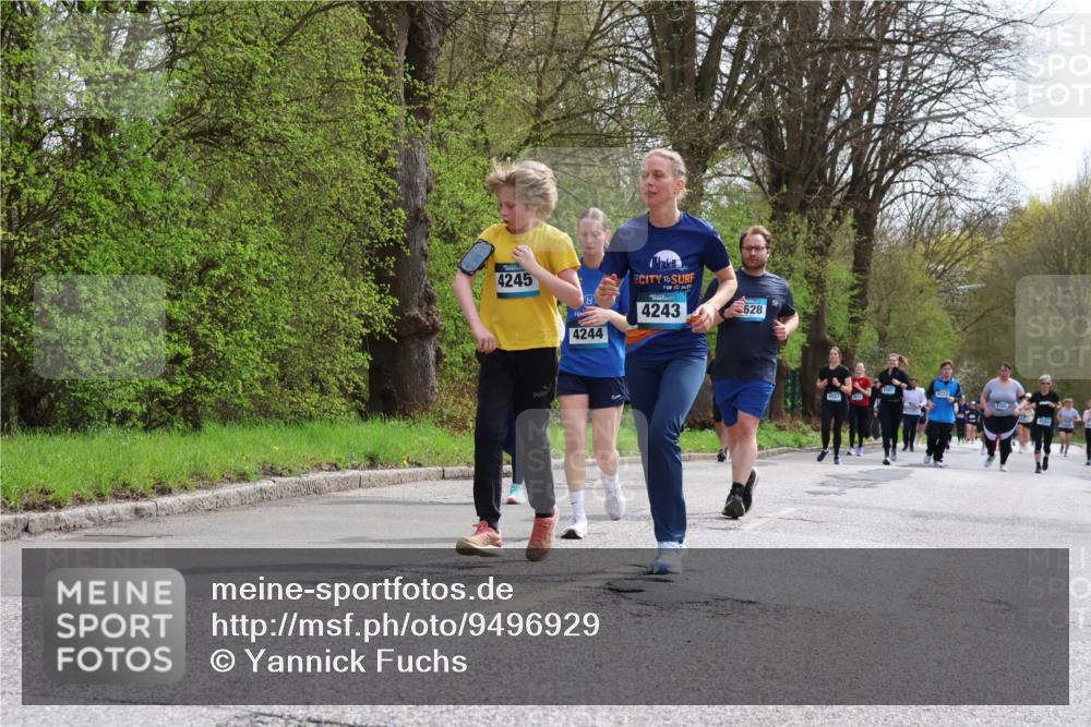 12.04.2026 - 45. Internationalen Wilhelmsburger Insellauf Yannick Fuchs http://msf.ph/oto/9496929 12.04.2026 13:08:40 Laufen 4245, 4244, 4243, 628, 5223 meine-sportfotos.de