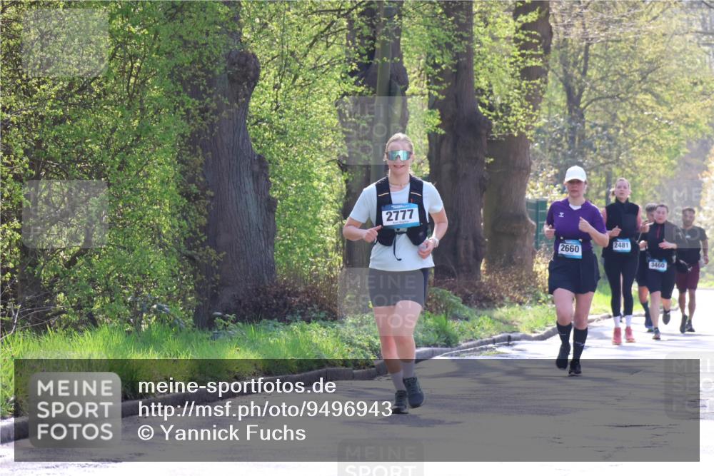 12.04.2026 - 45. Internationalen Wilhelmsburger Insellauf Yannick Fuchs http://msf.ph/oto/9496943 12.04.2026 10:53:46 Laufen 2777, 2481, 2660, 3460 meine-sportfotos.de