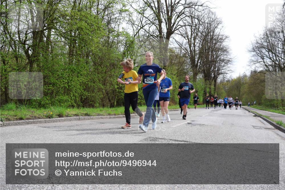 12.04.2026 - 45. Internationalen Wilhelmsburger Insellauf Yannick Fuchs http://msf.ph/oto/9496944 12.04.2026 13:08:42 Laufen 4243, 2628, 424 meine-sportfotos.de