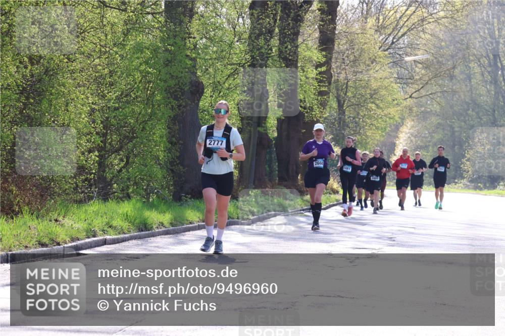 12.04.2026 - 45. Internationalen Wilhelmsburger Insellauf Yannick Fuchs http://msf.ph/oto/9496960 12.04.2026 10:53:48 Laufen 2777, 2660, 2481, 3460 meine-sportfotos.de