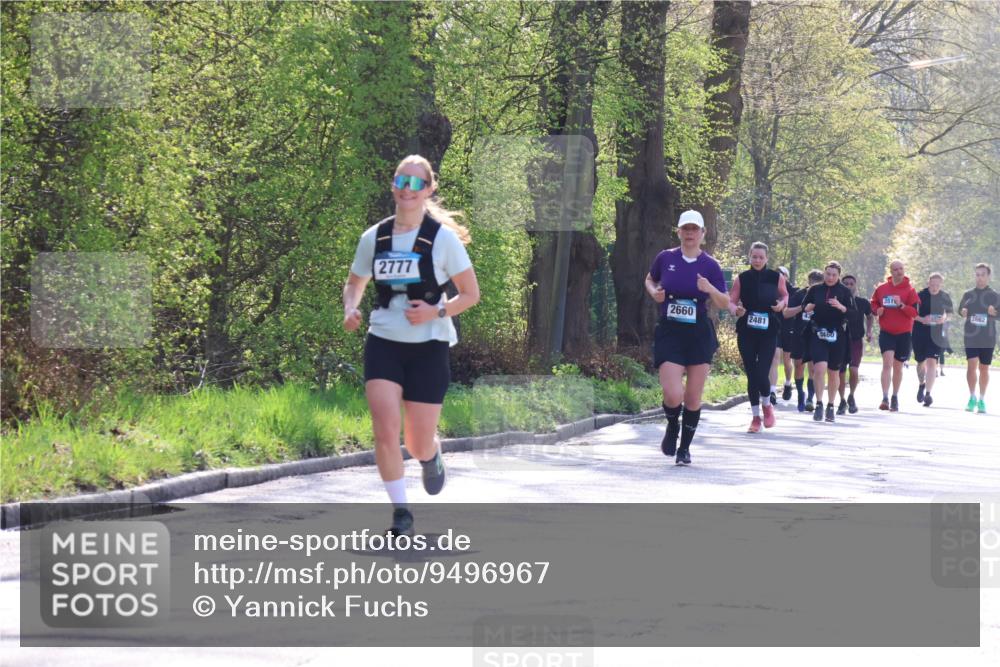 12.04.2026 - 45. Internationalen Wilhelmsburger Insellauf Yannick Fuchs http://msf.ph/oto/9496967 12.04.2026 10:53:49 Laufen 2777, 2660, 2481, 3460, 351, 0000 meine-sportfotos.de