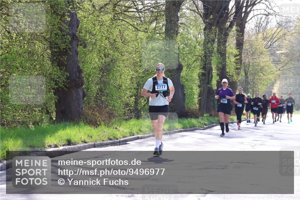 12.04.2026 - 45. Internationalen Wilhelmsburger Insellauf Yannick Fuchs http://msf.ph/oto/9496977 12.04.2026 10:53:50 Laufen 2777, 2660, 2481, 3460, 3517 meine-sportfotos.de