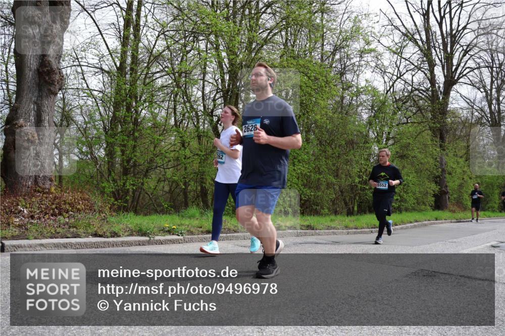 12.04.2026 - 45. Internationalen Wilhelmsburger Insellauf Yannick Fuchs http://msf.ph/oto/9496978 12.04.2026 13:08:45 Laufen 262, 2628, 5552 meine-sportfotos.de