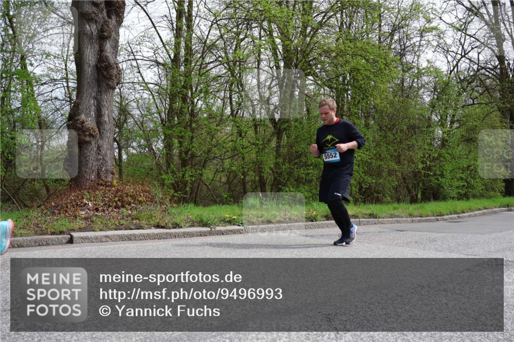 12.04.2026 - 45. Internationalen Wilhelmsburger Insellauf Yannick Fuchs http://msf.ph/oto/9496993 12.04.2026 13:08:46 Laufen 5552 meine-sportfotos.de