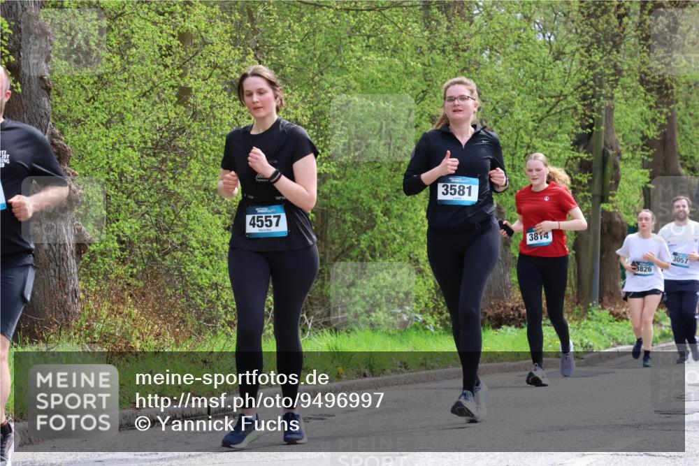 12.04.2026 - 45. Internationalen Wilhelmsburger Insellauf Yannick Fuchs http://msf.ph/oto/9496997 12.04.2026 13:08:47 Laufen 4557, 3581, 3814, 3826, 3057 meine-sportfotos.de