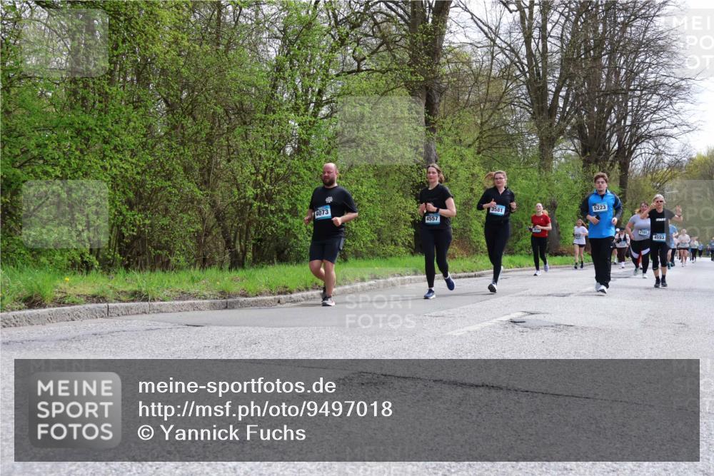 12.04.2026 - 45. Internationalen Wilhelmsburger Insellauf Yannick Fuchs http://msf.ph/oto/9497018 12.04.2026 13:08:49 Laufen 4073, 4557, 3581, 5223, 2101, 4593 meine-sportfotos.de