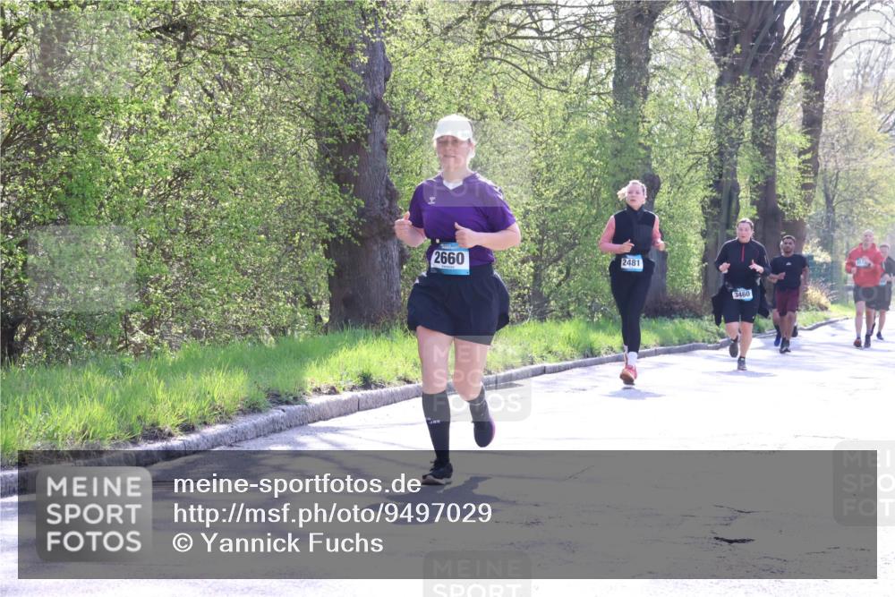 12.04.2026 - 45. Internationalen Wilhelmsburger Insellauf Yannick Fuchs http://msf.ph/oto/9497029 12.04.2026 10:53:56 Laufen 2660, 2481, 3460, 35 meine-sportfotos.de