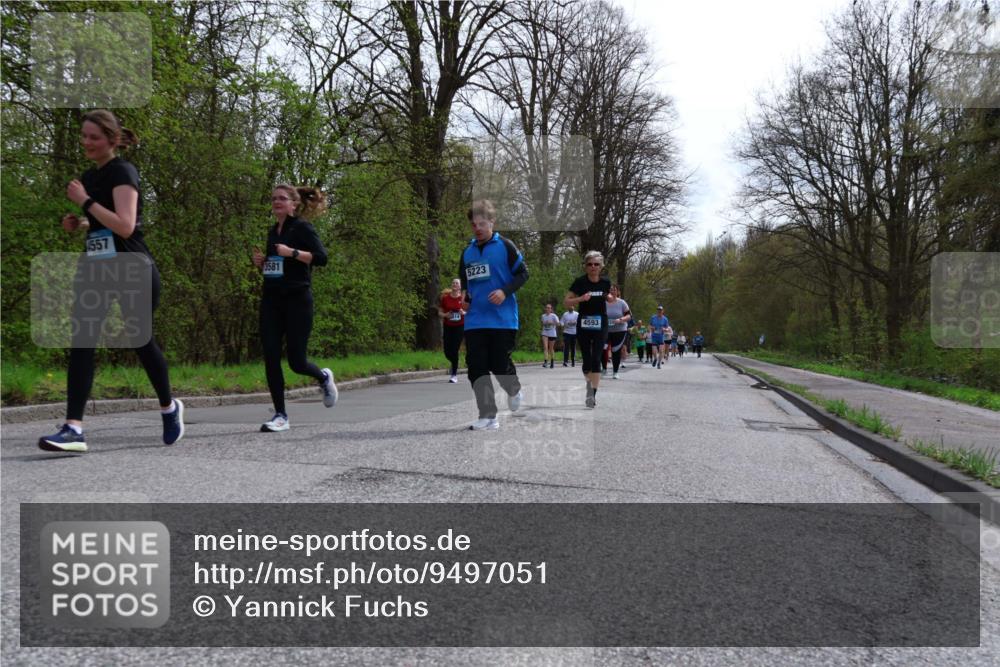 12.04.2026 - 45. Internationalen Wilhelmsburger Insellauf Yannick Fuchs http://msf.ph/oto/9497051 12.04.2026 13:08:52 Laufen 1557, 3581, 5223, 4593 meine-sportfotos.de