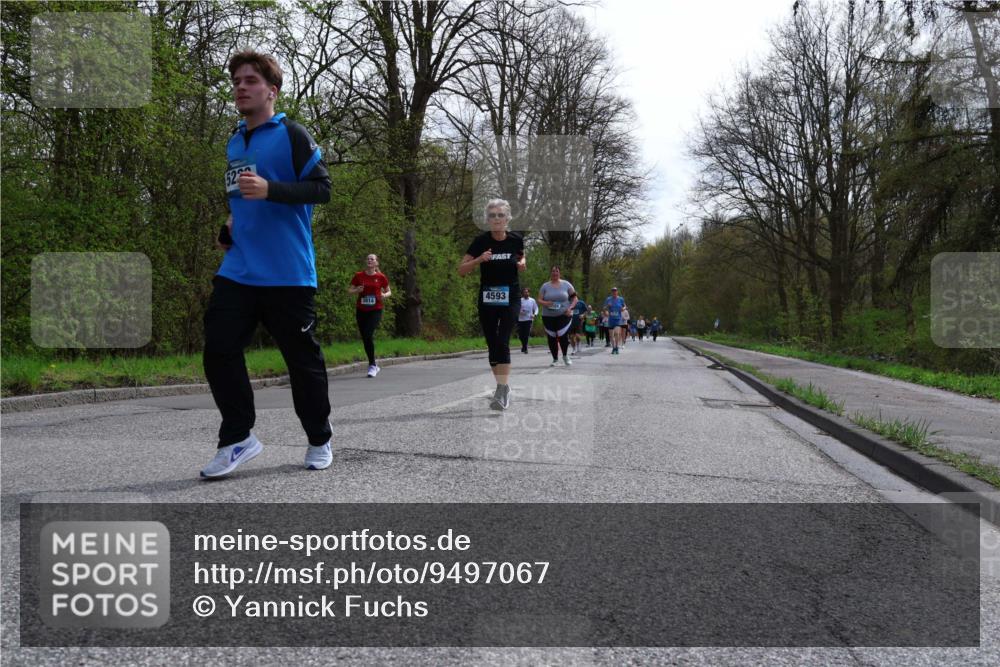 12.04.2026 - 45. Internationalen Wilhelmsburger Insellauf Yannick Fuchs http://msf.ph/oto/9497067 12.04.2026 13:08:53 Laufen 52, 4593 meine-sportfotos.de
