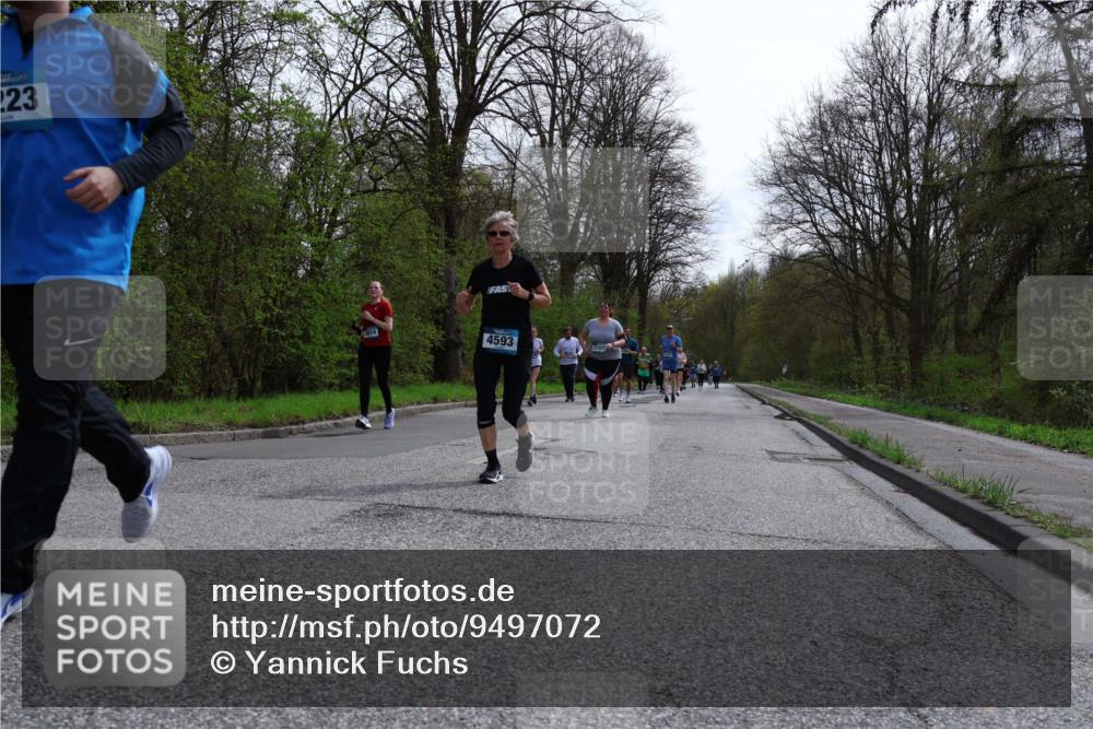 12.04.2026 - 45. Internationalen Wilhelmsburger Insellauf Yannick Fuchs http://msf.ph/oto/9497072 12.04.2026 13:08:53 Laufen 223, 3814, 4593 meine-sportfotos.de