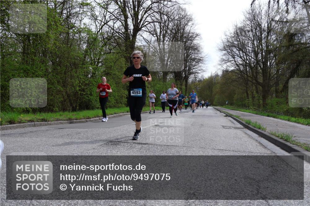 12.04.2026 - 45. Internationalen Wilhelmsburger Insellauf Yannick Fuchs http://msf.ph/oto/9497075 12.04.2026 13:08:54 Laufen 3814, 4593, 2101 meine-sportfotos.de