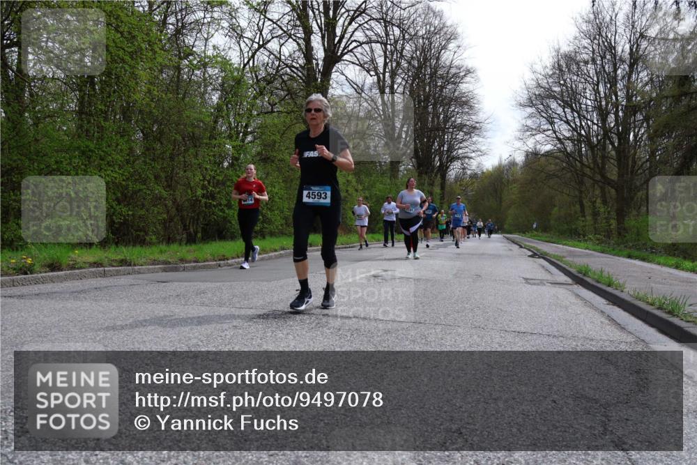 12.04.2026 - 45. Internationalen Wilhelmsburger Insellauf Yannick Fuchs http://msf.ph/oto/9497078 12.04.2026 13:08:54 Laufen 14, 4593 meine-sportfotos.de