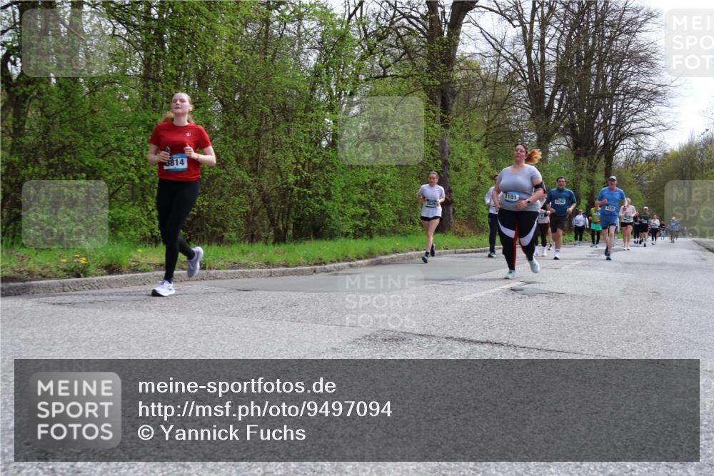 12.04.2026 - 45. Internationalen Wilhelmsburger Insellauf Yannick Fuchs http://msf.ph/oto/9497094 12.04.2026 13:08:55 Laufen 3814, 2101, 5290, 3233 meine-sportfotos.de