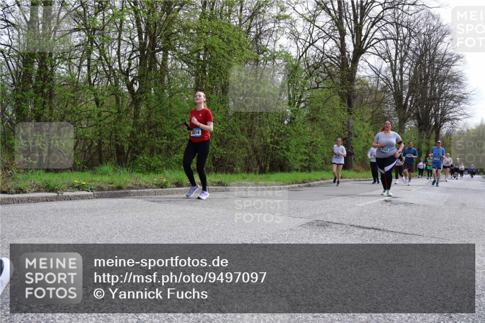12.04.2026 - 45. Internationalen Wilhelmsburger Insellauf Yannick Fuchs http://msf.ph/oto/9497097 12.04.2026 13:08:55 Laufen 3814, 2101 meine-sportfotos.de