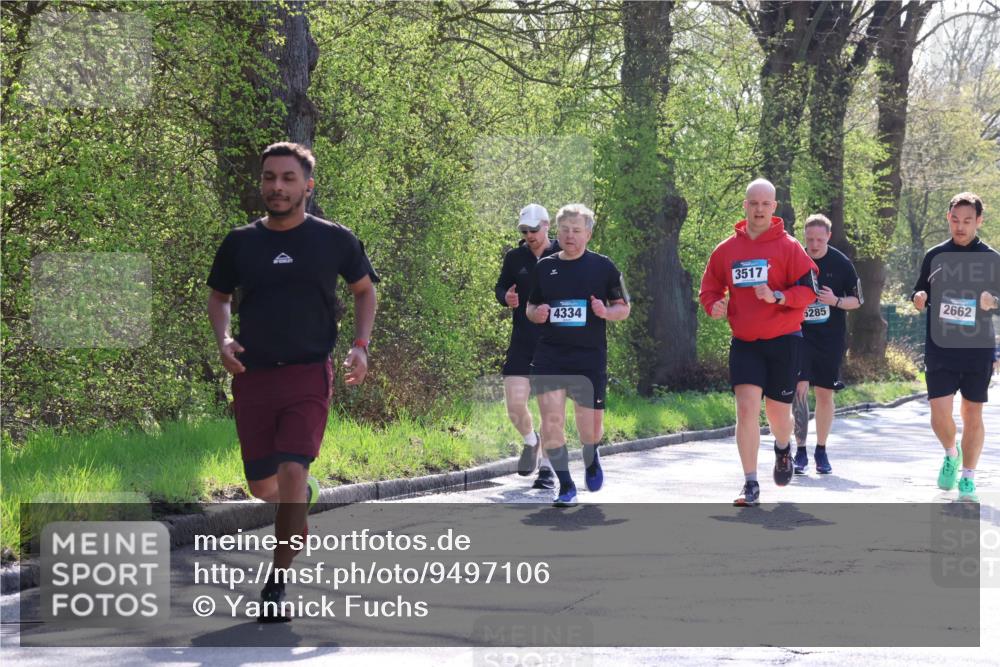 12.04.2026 - 45. Internationalen Wilhelmsburger Insellauf Yannick Fuchs http://msf.ph/oto/9497106 12.04.2026 10:54:05 Laufen 4334, 3517, 6285, 0000 meine-sportfotos.de