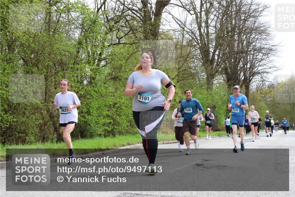 12.04.2026 - 45. Internationalen Wilhelmsburger Insellauf Yannick Fuchs http://msf.ph/oto/9497113 12.04.2026 13:08:57 Laufen 382, 2101, 4210, 5290, 3730, 3235, 4358 meine-sportfotos.de