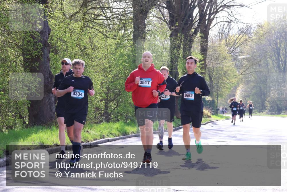 12.04.2026 - 45. Internationalen Wilhelmsburger Insellauf Yannick Fuchs http://msf.ph/oto/9497119 12.04.2026 10:54:07 Laufen 4334, 3517, 5285, 0000 meine-sportfotos.de