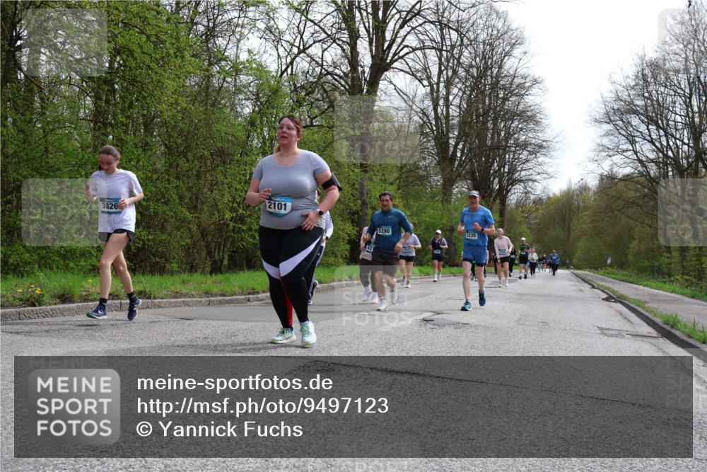 12.04.2026 - 45. Internationalen Wilhelmsburger Insellauf Yannick Fuchs http://msf.ph/oto/9497123 12.04.2026 13:08:58 Laufen 2101, 3826, 421, 5290, 1235 meine-sportfotos.de