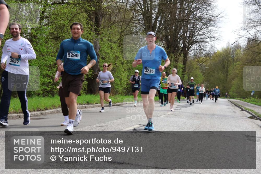 12.04.2026 - 45. Internationalen Wilhelmsburger Insellauf Yannick Fuchs http://msf.ph/oto/9497131 12.04.2026 13:08:59 Laufen 3057, 5290, 3730, 3235, 2766, 4358, 3872 meine-sportfotos.de