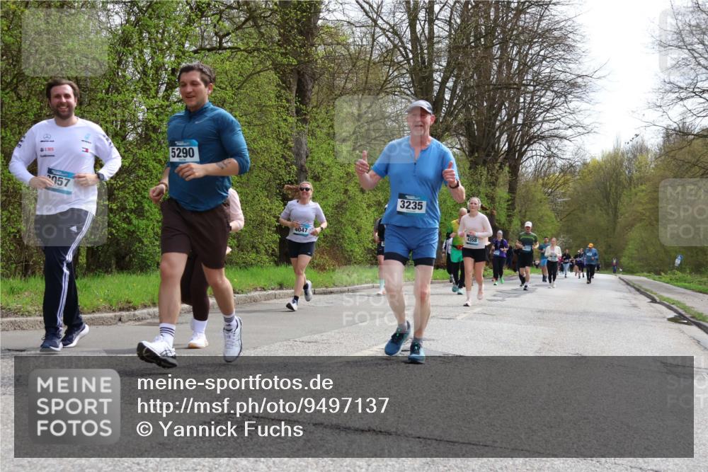 12.04.2026 - 45. Internationalen Wilhelmsburger Insellauf Yannick Fuchs http://msf.ph/oto/9497137 12.04.2026 13:08:59 Laufen 057, 5290, 4047, 3235, 4358, 3872 meine-sportfotos.de