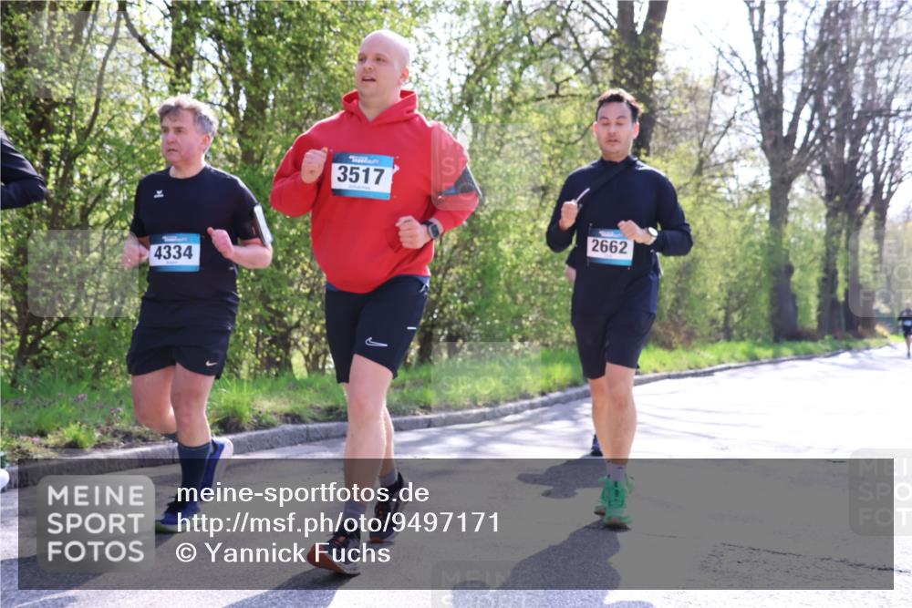 12.04.2026 - 45. Internationalen Wilhelmsburger Insellauf Yannick Fuchs http://msf.ph/oto/9497171 12.04.2026 10:54:11 Laufen 4334, 3517, 0000 meine-sportfotos.de