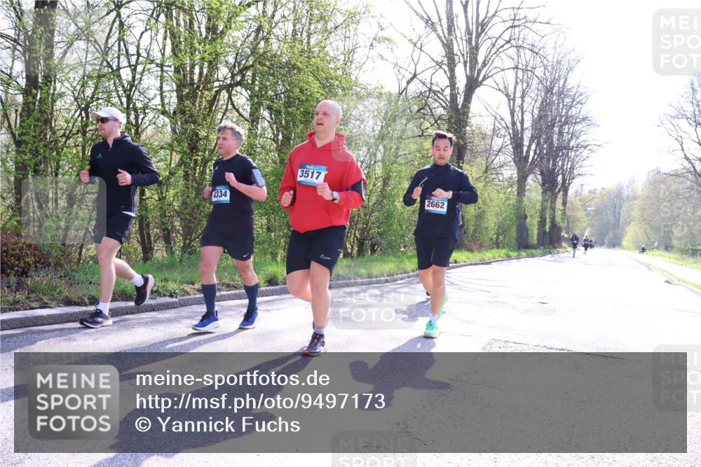 12.04.2026 - 45. Internationalen Wilhelmsburger Insellauf Yannick Fuchs http://msf.ph/oto/9497173 12.04.2026 10:54:11 Laufen 4334, 3517, 0000 meine-sportfotos.de