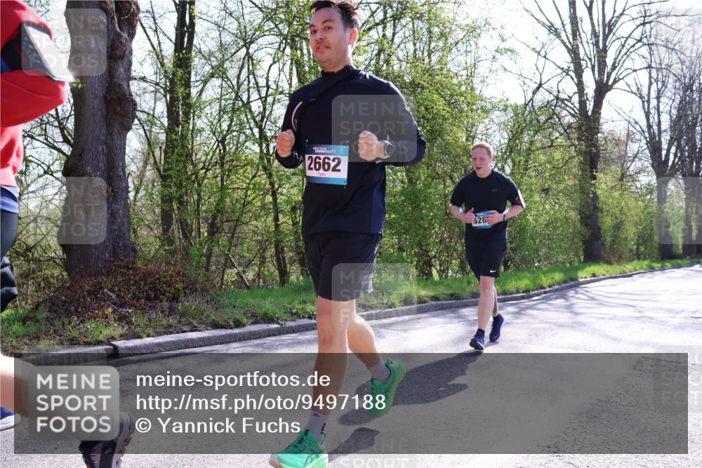12.04.2026 - 45. Internationalen Wilhelmsburger Insellauf Yannick Fuchs http://msf.ph/oto/9497188 12.04.2026 10:54:13 Laufen 0000, 528 meine-sportfotos.de