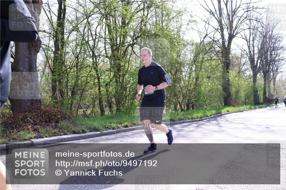 12.04.2026 - 45. Internationalen Wilhelmsburger Insellauf Yannick Fuchs http://msf.ph/oto/9497192 12.04.2026 10:54:13 Laufen  meine-sportfotos.de
