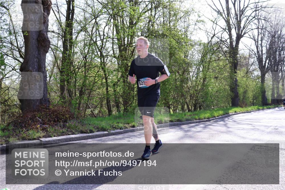 12.04.2026 - 45. Internationalen Wilhelmsburger Insellauf Yannick Fuchs http://msf.ph/oto/9497194 12.04.2026 10:54:13 Laufen 52 meine-sportfotos.de
