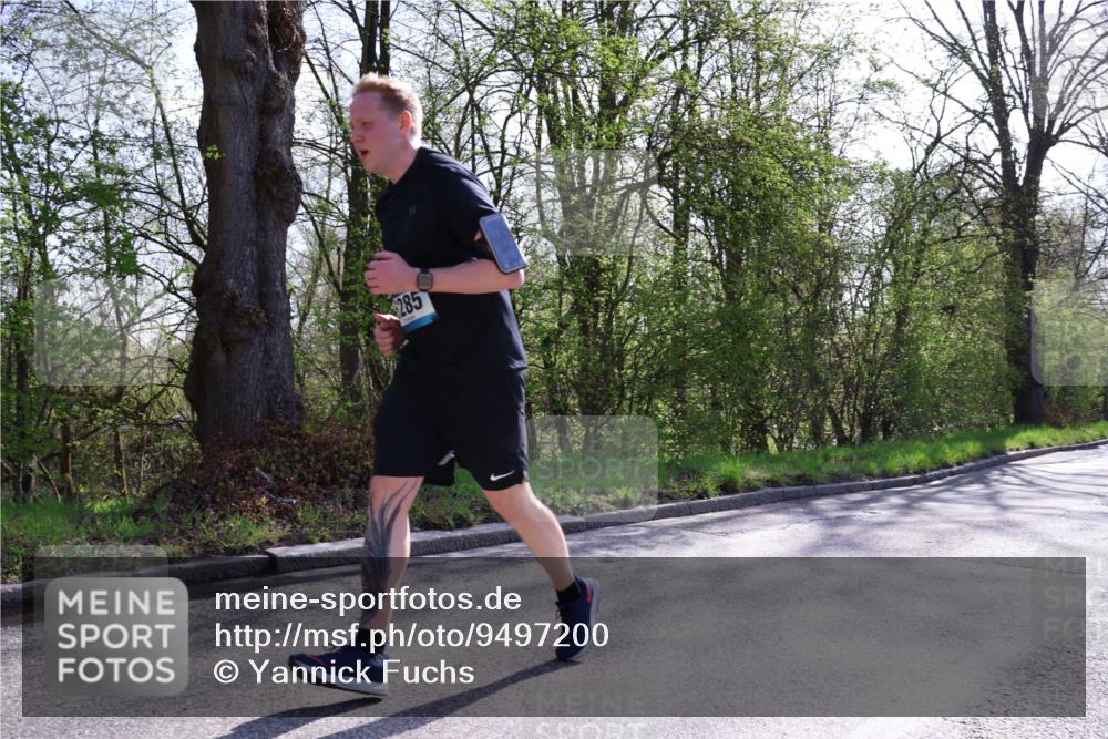 12.04.2026 - 45. Internationalen Wilhelmsburger Insellauf Yannick Fuchs http://msf.ph/oto/9497200 12.04.2026 10:54:14 Laufen 285 meine-sportfotos.de