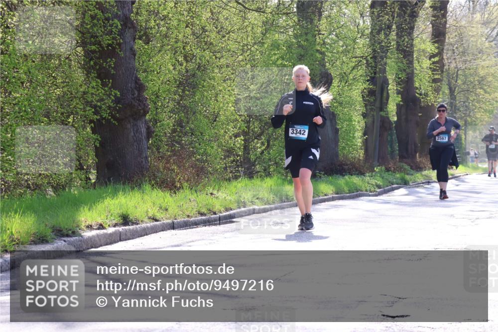 12.04.2026 - 45. Internationalen Wilhelmsburger Insellauf Yannick Fuchs http://msf.ph/oto/9497216 12.04.2026 10:54:20 Laufen 3342, 2567 meine-sportfotos.de