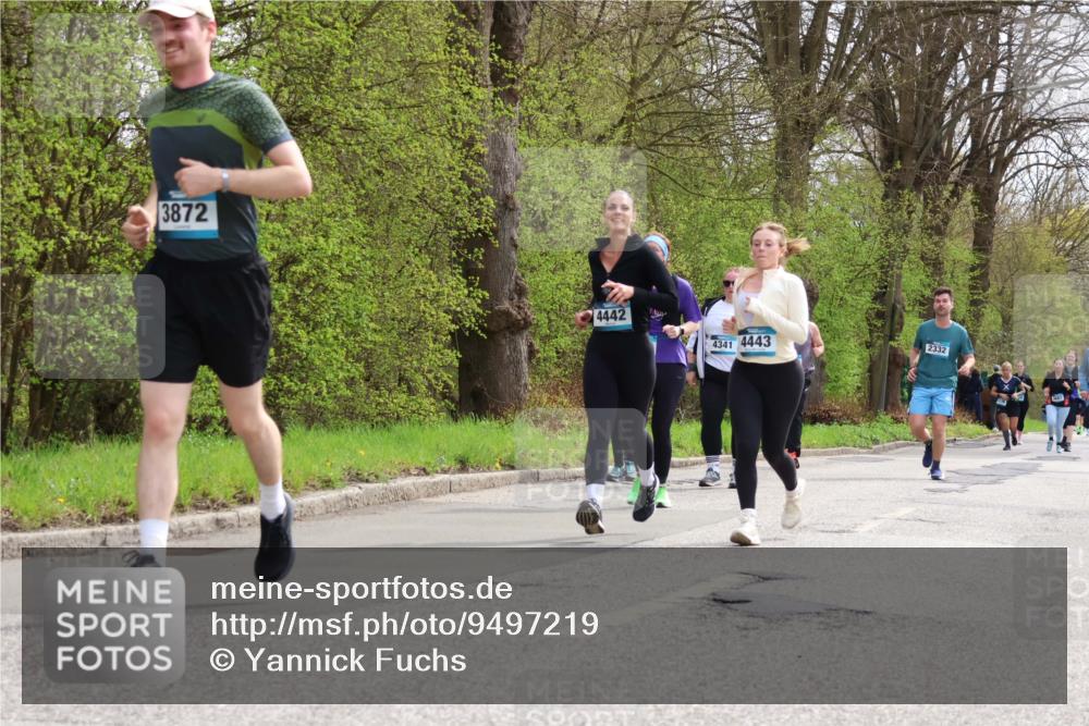 12.04.2026 - 45. Internationalen Wilhelmsburger Insellauf Yannick Fuchs http://msf.ph/oto/9497219 12.04.2026 13:09:08 Laufen 3872, 4442, 4341, 4443, 2332 meine-sportfotos.de