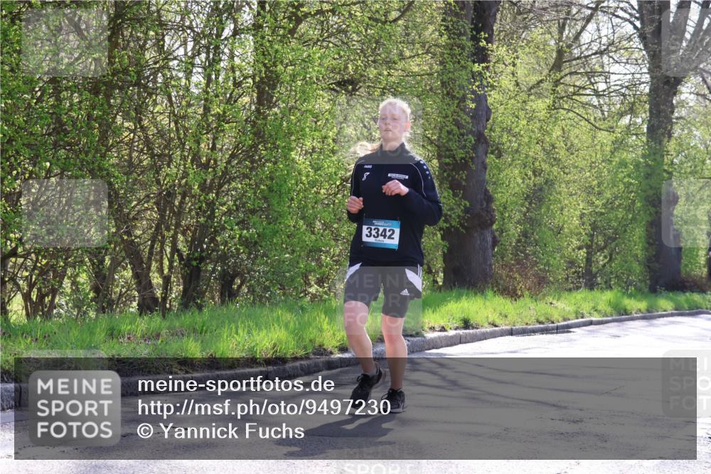 12.04.2026 - 45. Internationalen Wilhelmsburger Insellauf Yannick Fuchs http://msf.ph/oto/9497230 12.04.2026 10:54:23 Laufen 8, 3342 meine-sportfotos.de